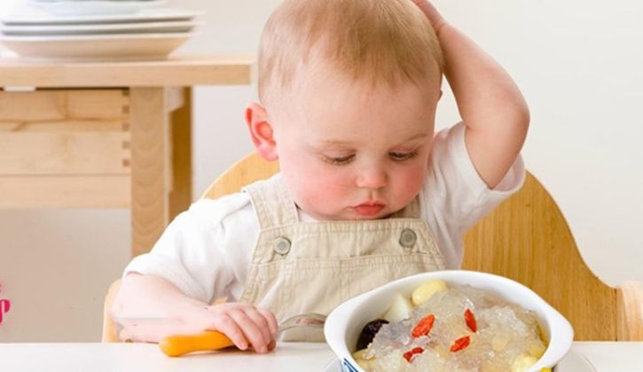 Trẻ em trên 12 tháng tuổi có thể thử ăn yến sào với lượng nhỏ